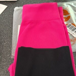 2 pair ribbed stretch pants XL